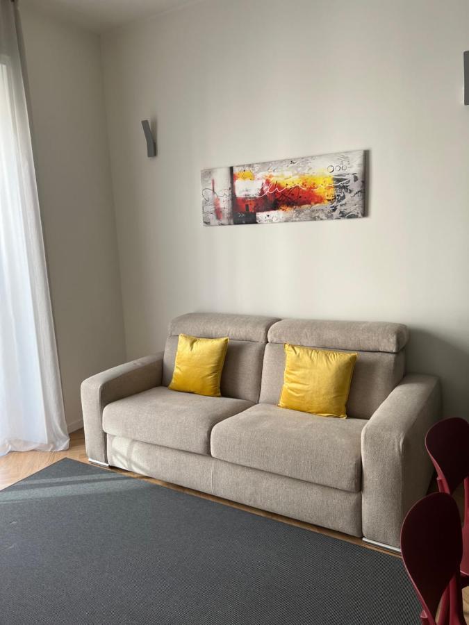 Milano: Incantevole Appartamento In Pieno Centro - Fancy Yellow Apartments Exterior foto